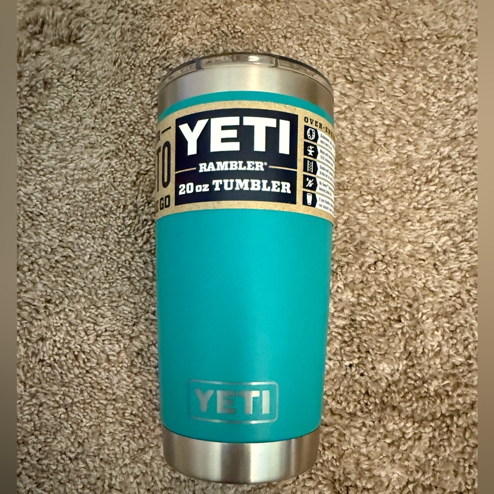 YETI Rambler 20 oz Tumbler in Aquifer Blue